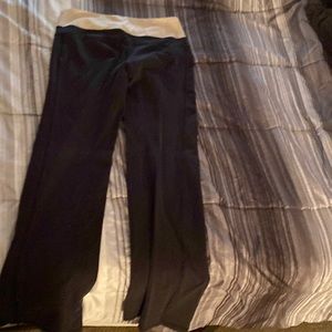 Old Navy stretch/leggings pants good shape size Medium